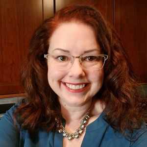 Meet your Posher, Roxanne